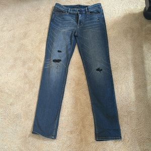 White House black market distressed, slim jeans, size 8 NWOT